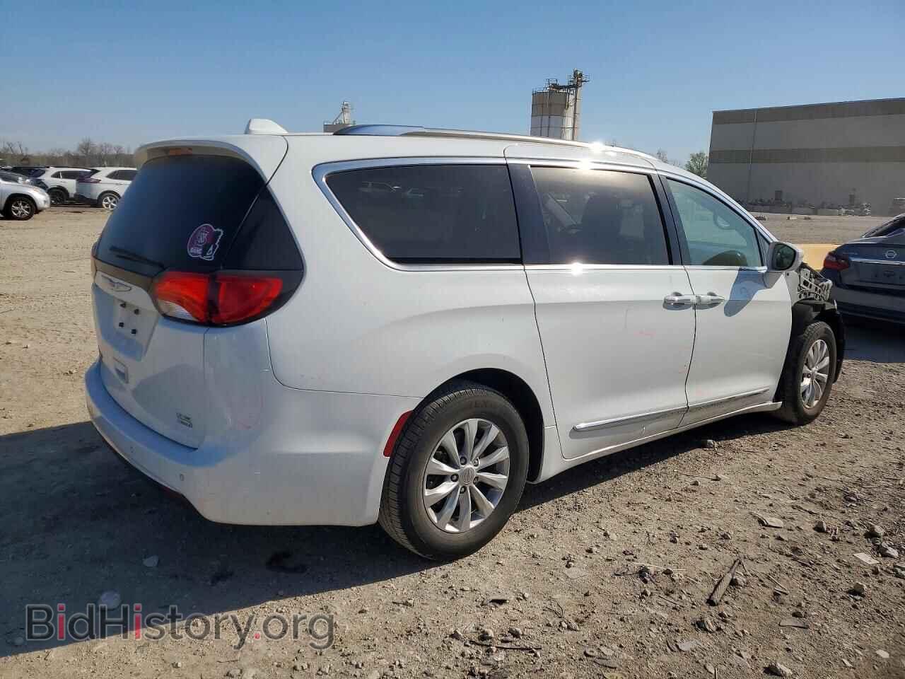 2019 CHRYSLER PACIFICA - VIN: 2C4RC1BG4KR680766 - Фото 3