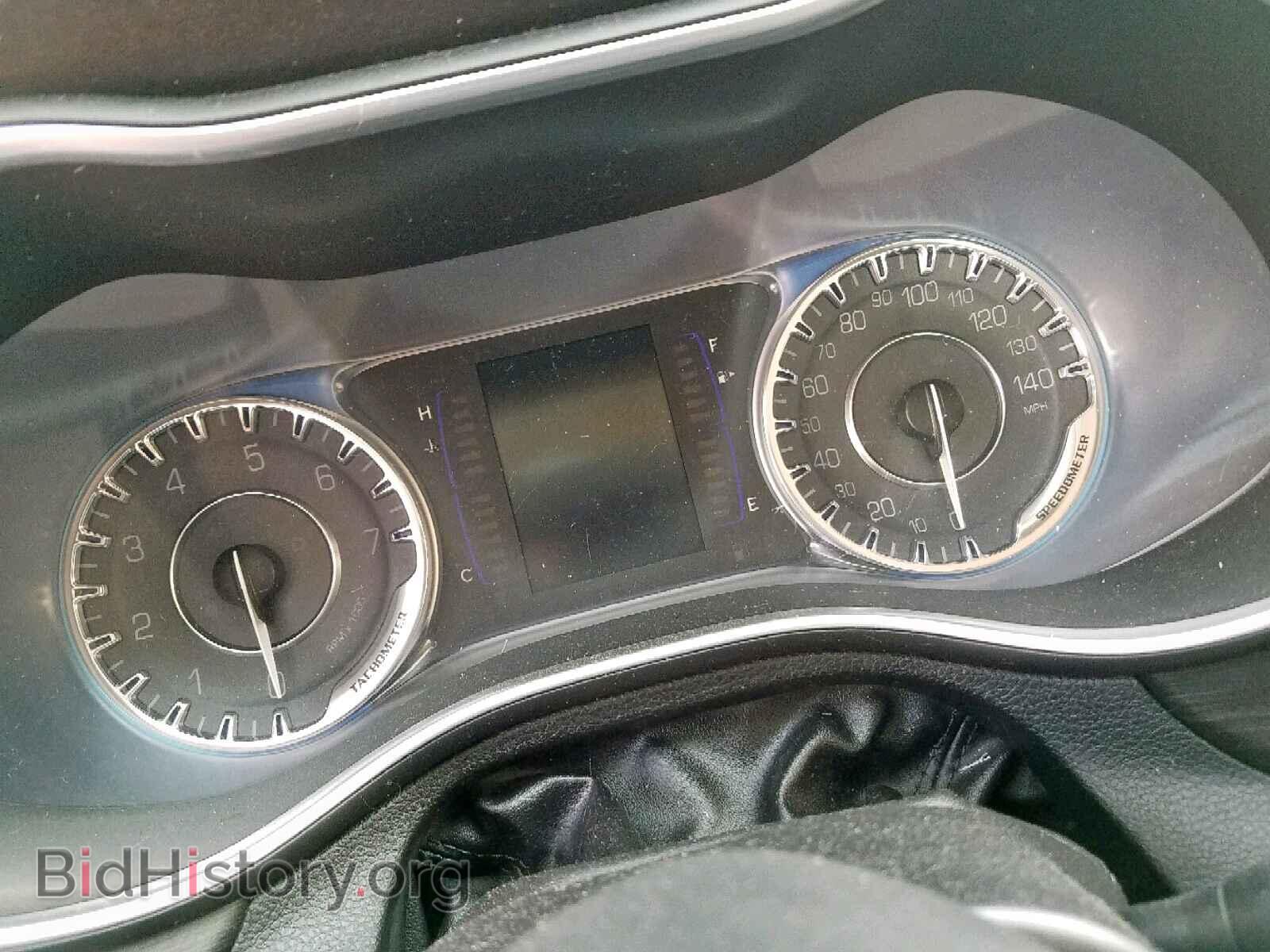 2016 CHRYSLER 200 - VIN: 1C3CCCAB5GN171592 - Фото 8