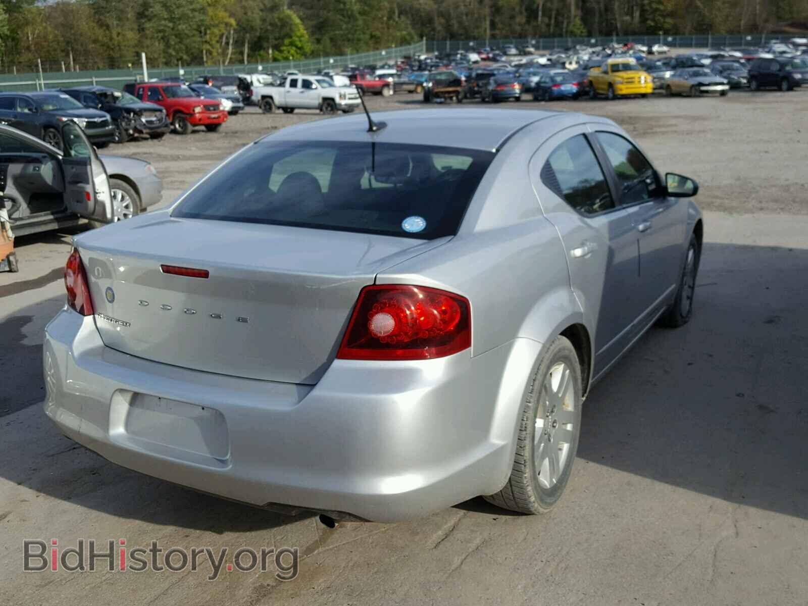 2011 DODGE AVENGER - VIN: 1B3BD4FB5BN586909 - Фото 4