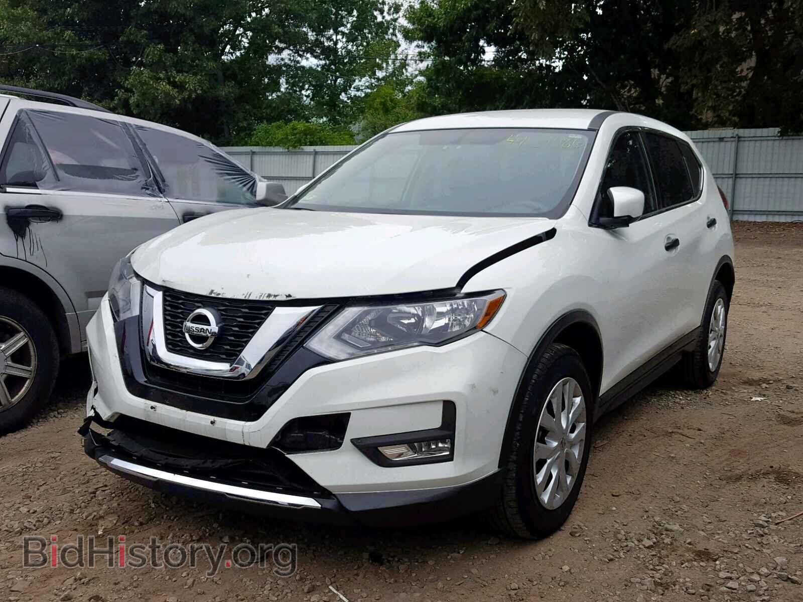 2017 NISSAN ROGUE S - VIN: KNMAT2MVXHP547048 - Фото 2