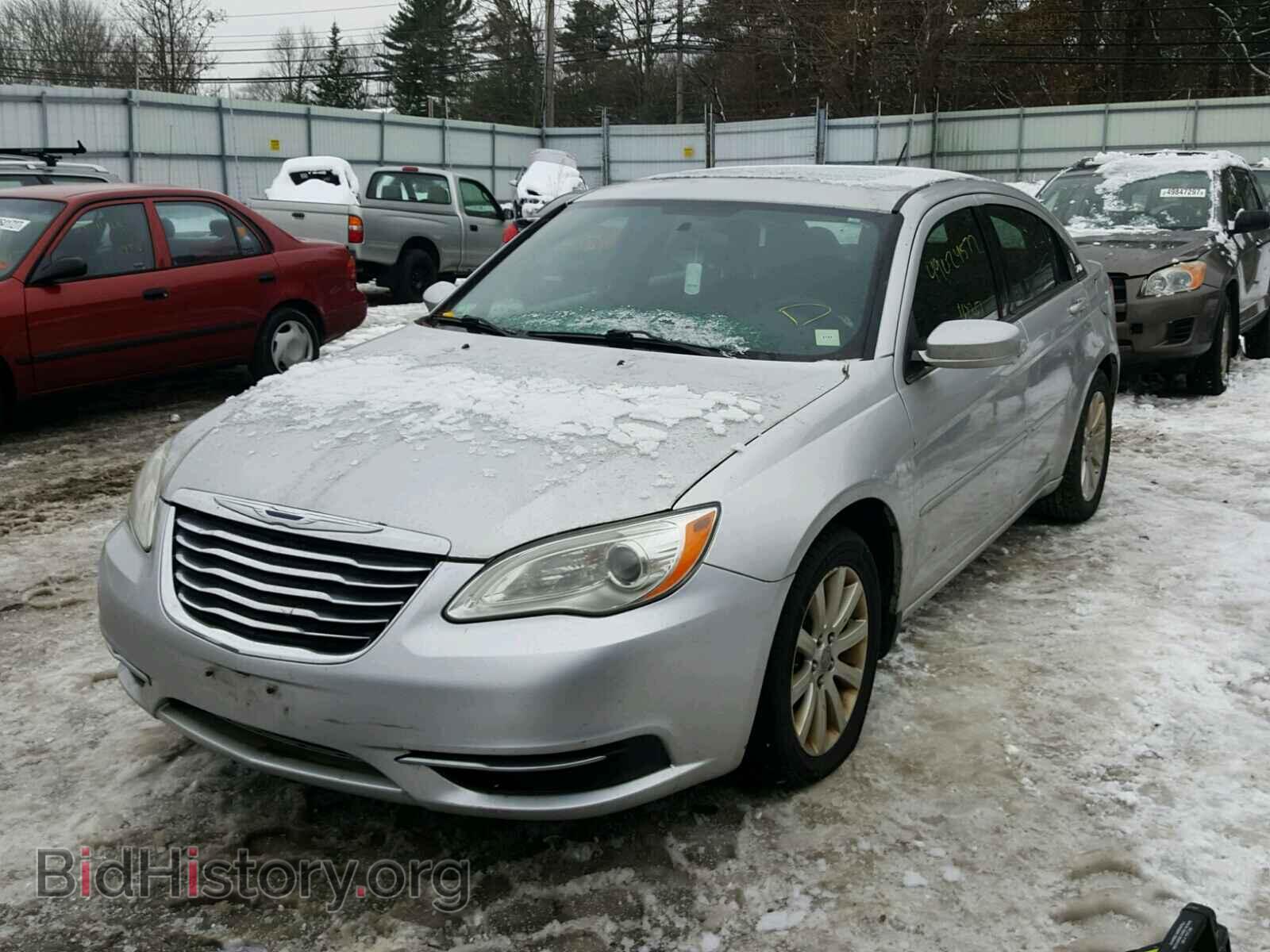 2011 CHRYSLER 200 - VIN: 1C3BC1FG4BN552900 - Фото 2