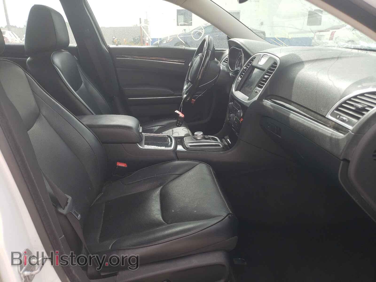 2017 CHRYSLER 300 - VIN: 2C3CCAEG0HH570589 - Фото 5