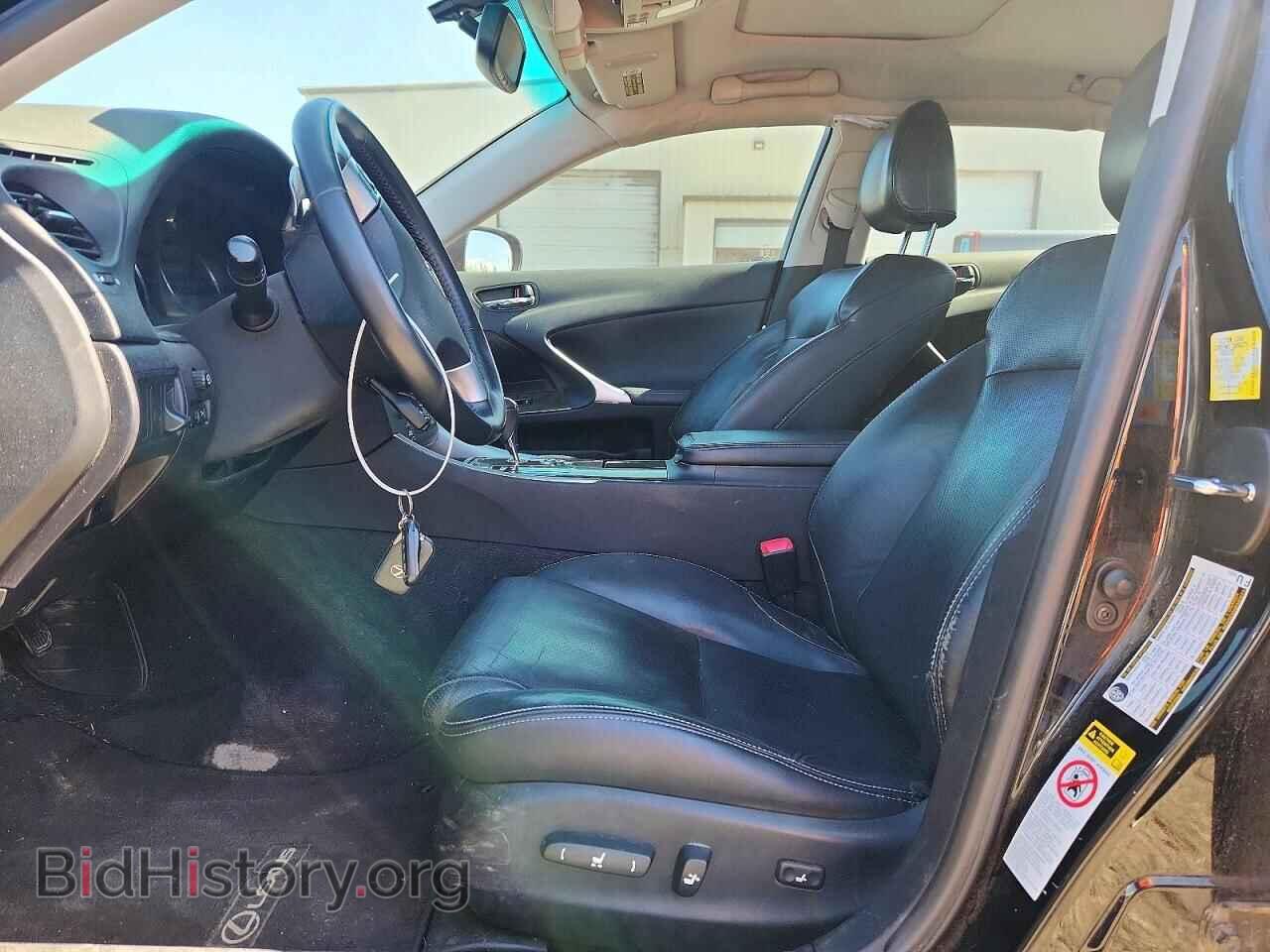 2011 LEXUS IS - VIN: JTHCF5C24B5044920 - Photo 7