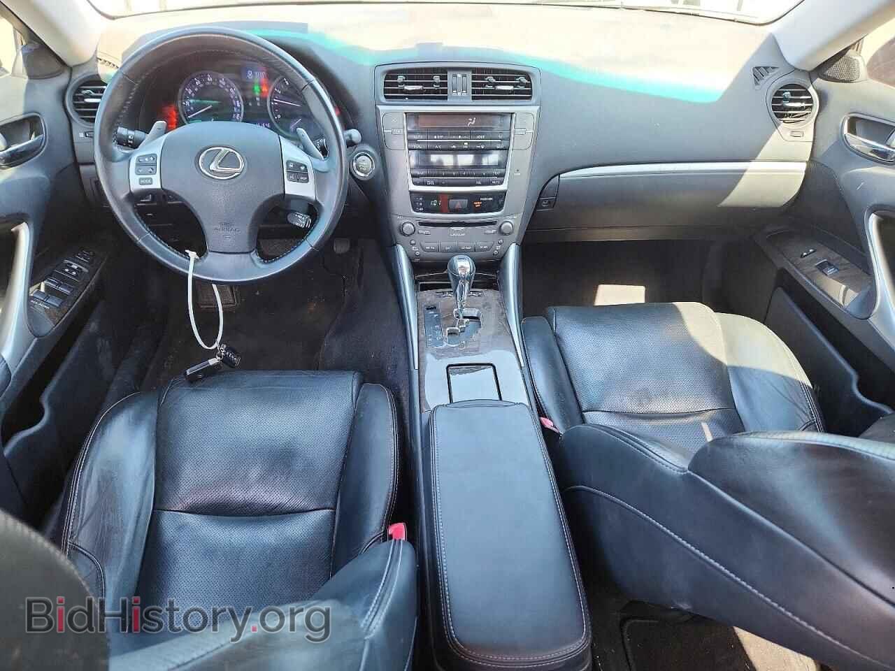 2011 LEXUS IS - VIN: JTHCF5C24B5044920 - Photo 8