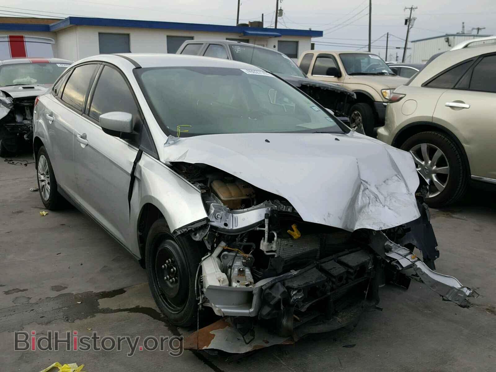 Photo 1FAHP3F20CL239145 - FORD FOCUS 2012