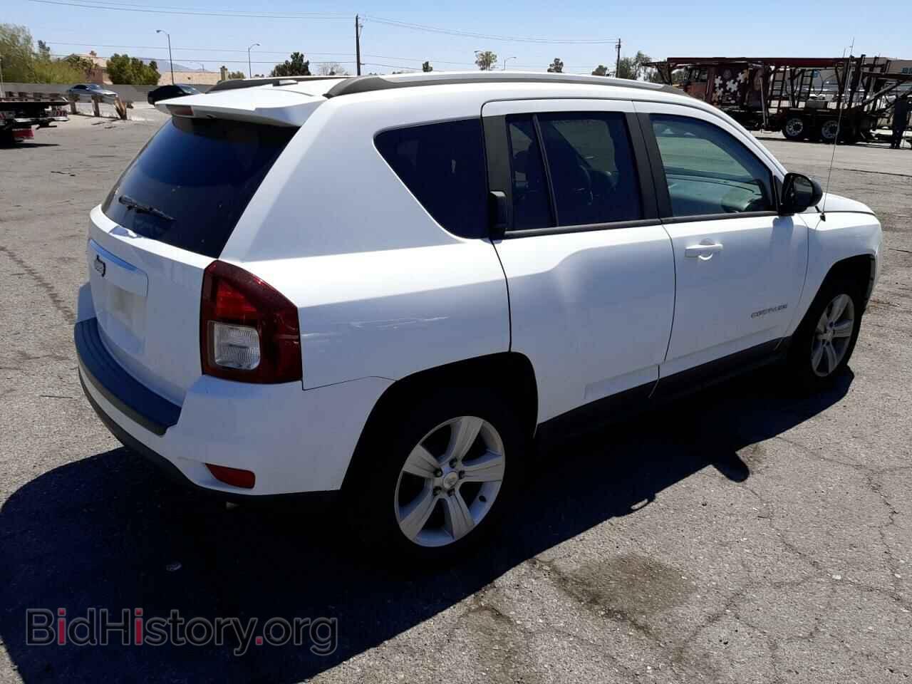 2016 JEEP COMPASS - VIN: 1C4NJCBA6GD743775 - Фото 3