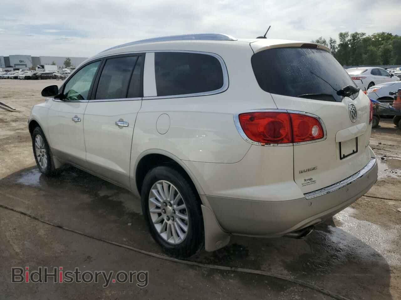 2012 BUICK ENCLAVE - VIN: 5GAKRCED7CJ302056 - Фото 2
