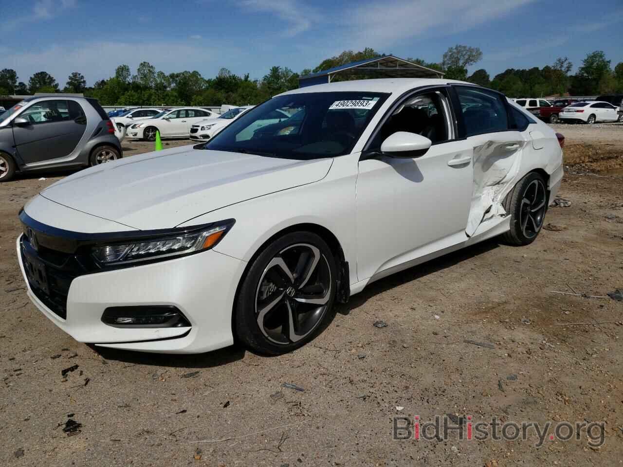 Фотография 1HGCV1F33JA072104 - HONDA ACCORD 2018