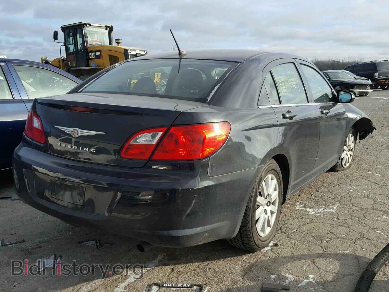 2010 CHRYSLER SEBRING - VIN: 1C3CC4FB5AN218979 - Photo 4