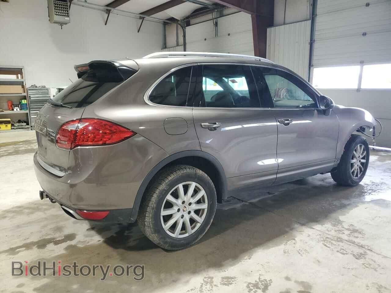 2011 PORSCHE CAYENNE - VIN: WP1AA2A22BLA04970 - Фото 3