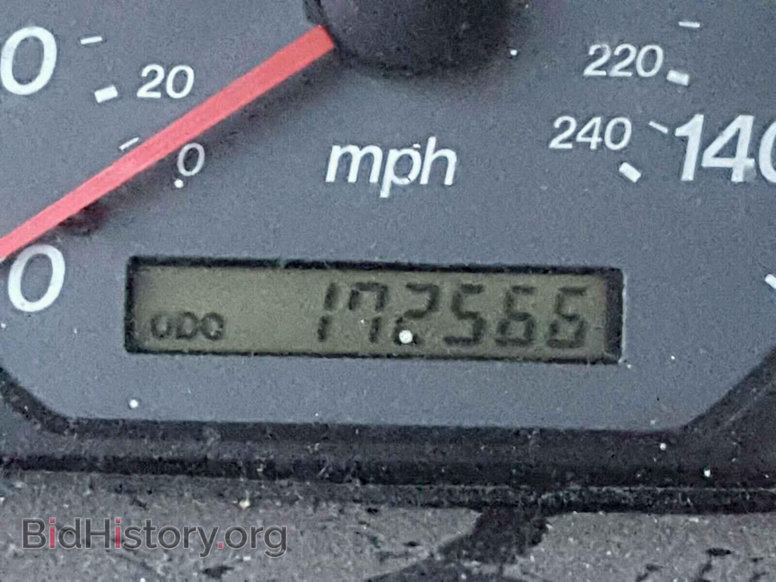 2000 MAZDA 626 - VIN: 1YVGF22F2Y5153532 - Фото 8