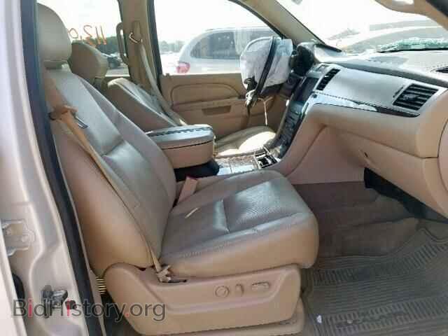 2011 CADILLAC ESCALADE L - VIN: 1GYS4BEF8BR397701 - Фото 5