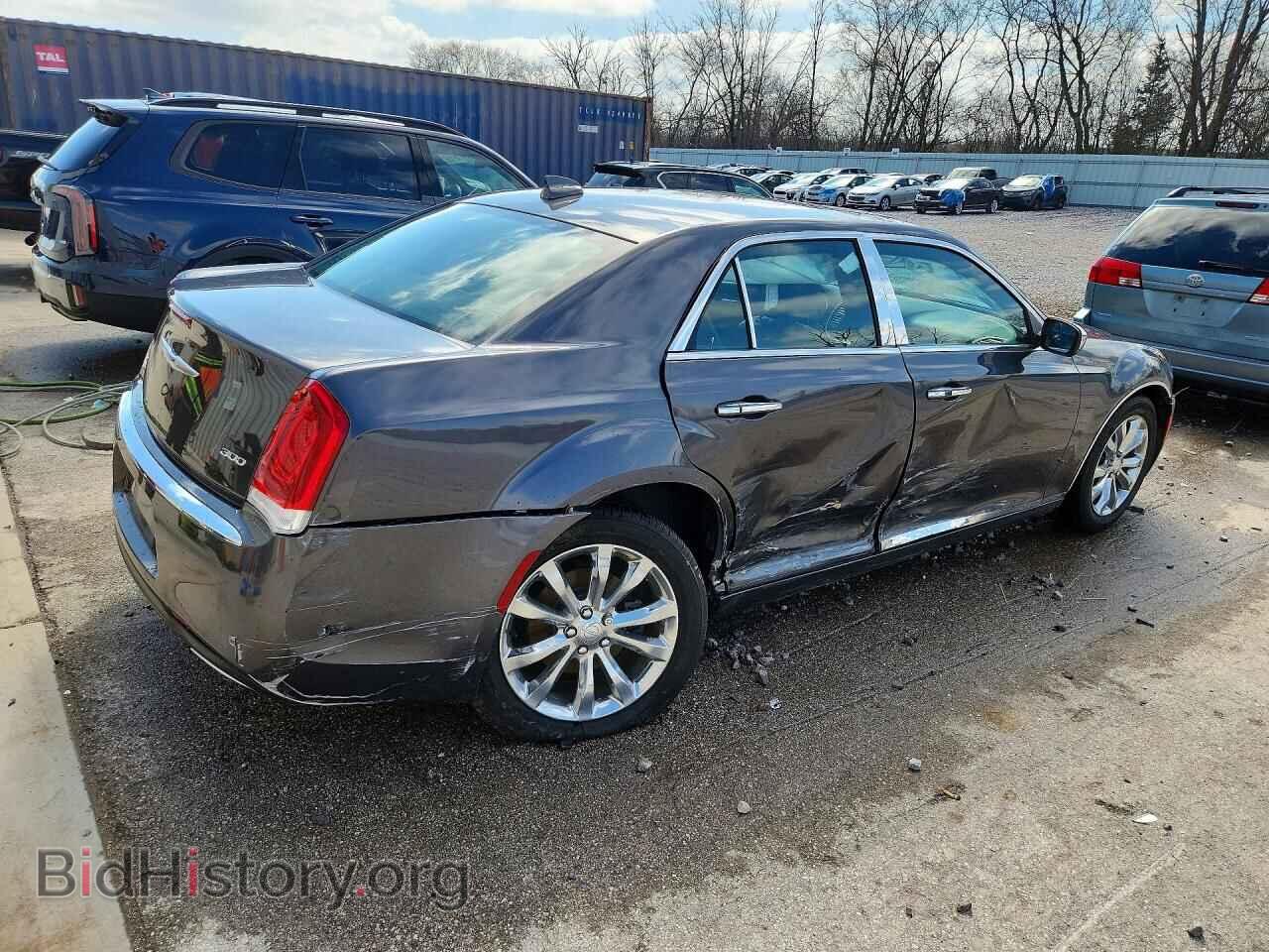 2018 CHRYSLER 300 - VIN: 2C3CCARG6JH324954 - Фото 3