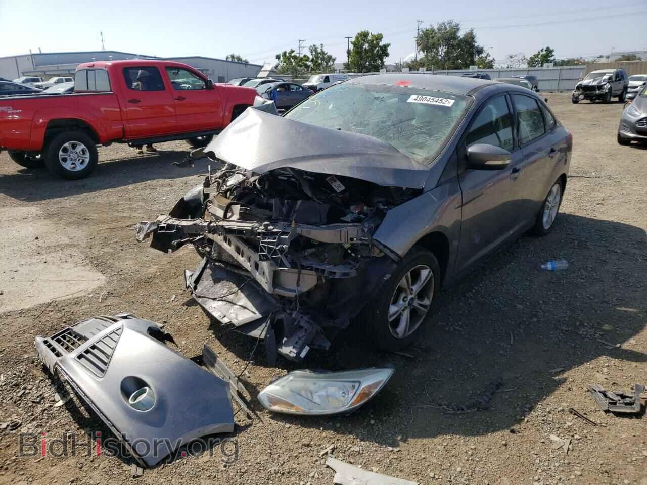 2014 FORD FOCUS - VIN: 1FADP3F2XEL432341 - Фото 2