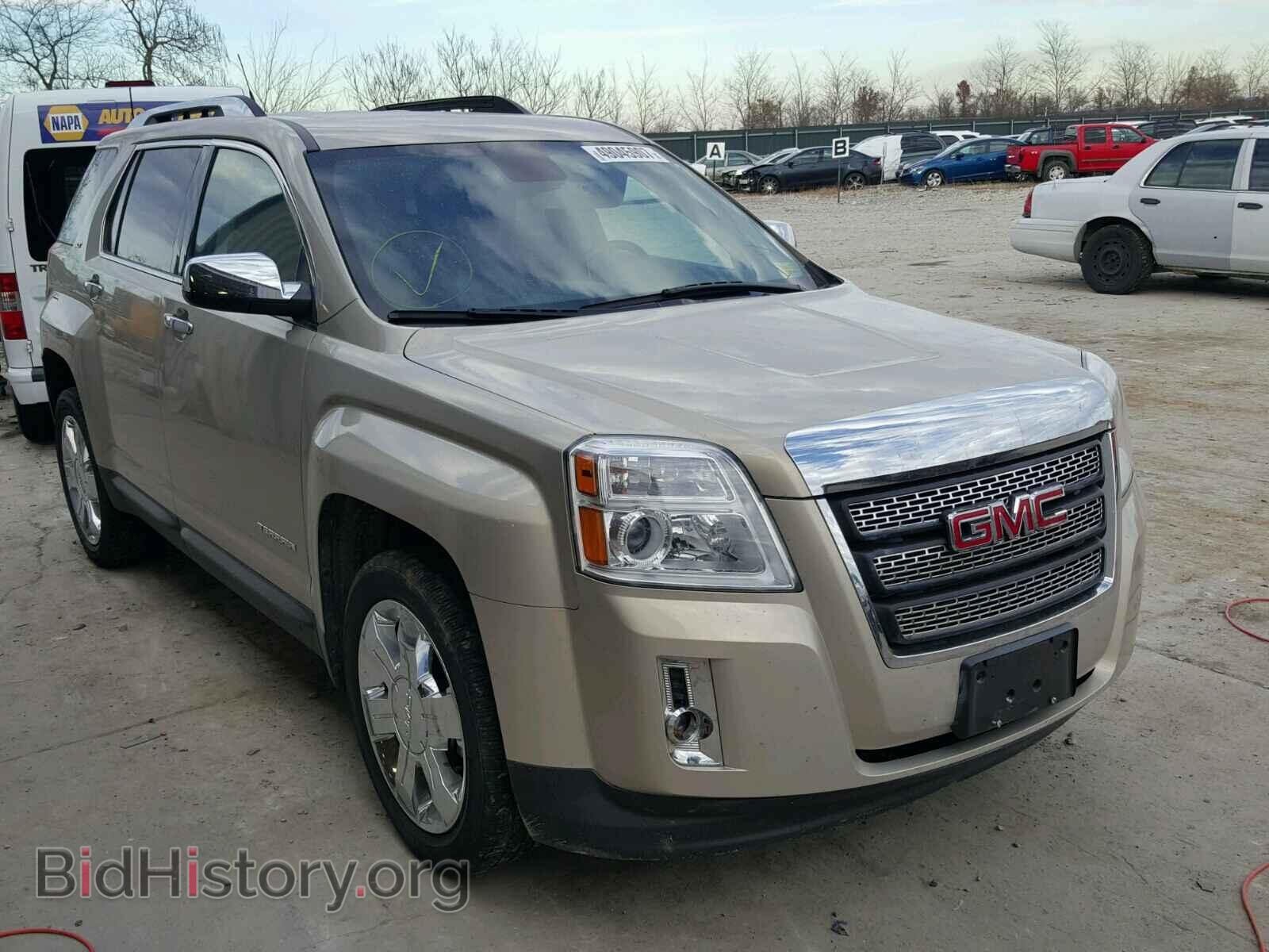 Фотография 2GKFLWE58C6352851 - GMC TERRAIN 2012