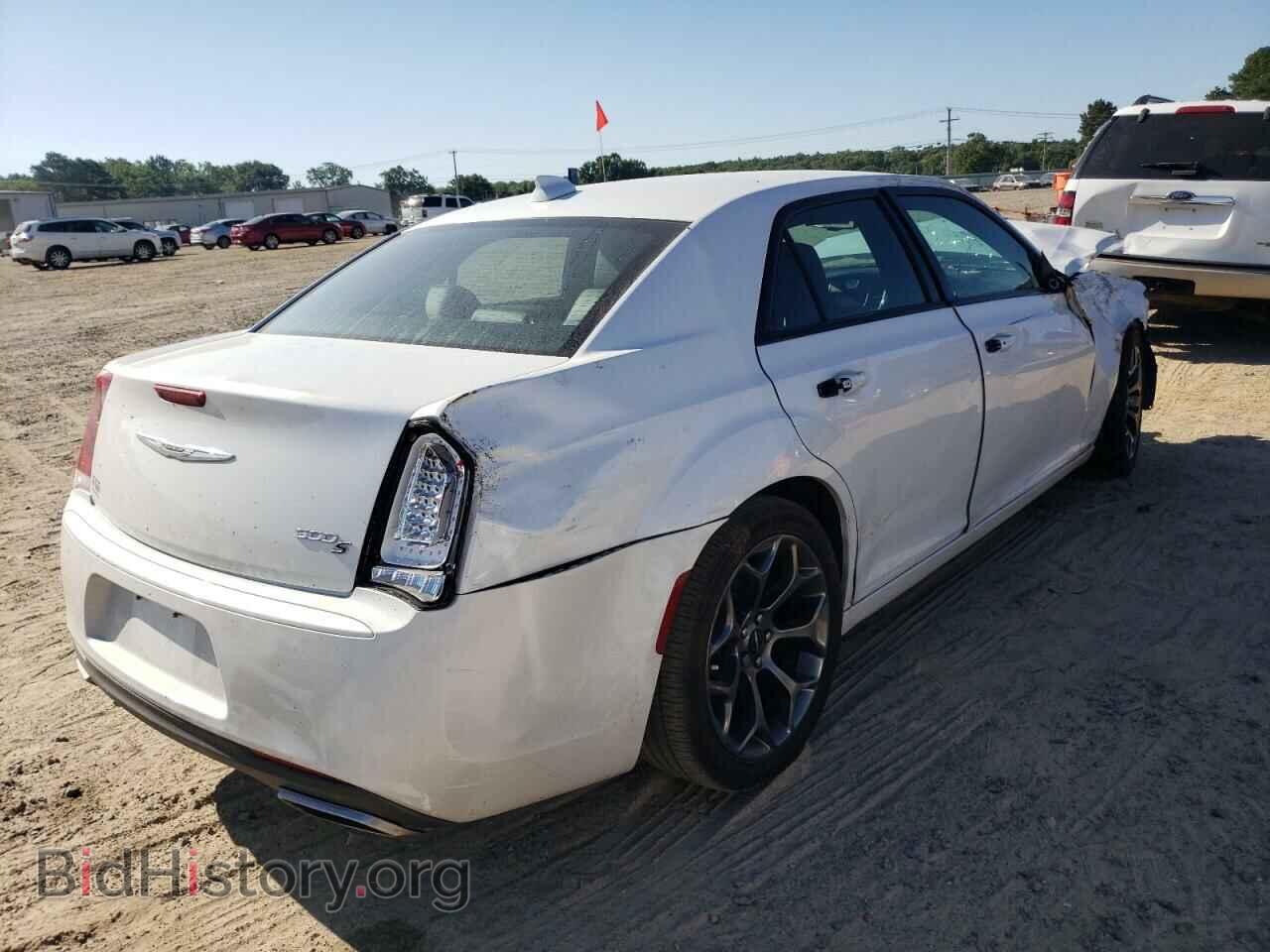 2015 CHRYSLER 300 - VIN: 2C3CCABG8FH743146 - Фото 4