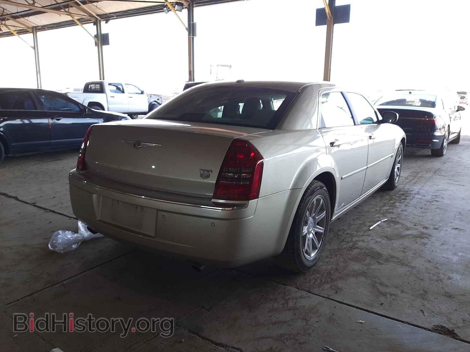 2006 CHRYSLER 300 - VIN: 2C3LA63H46H397039 - Фото 4