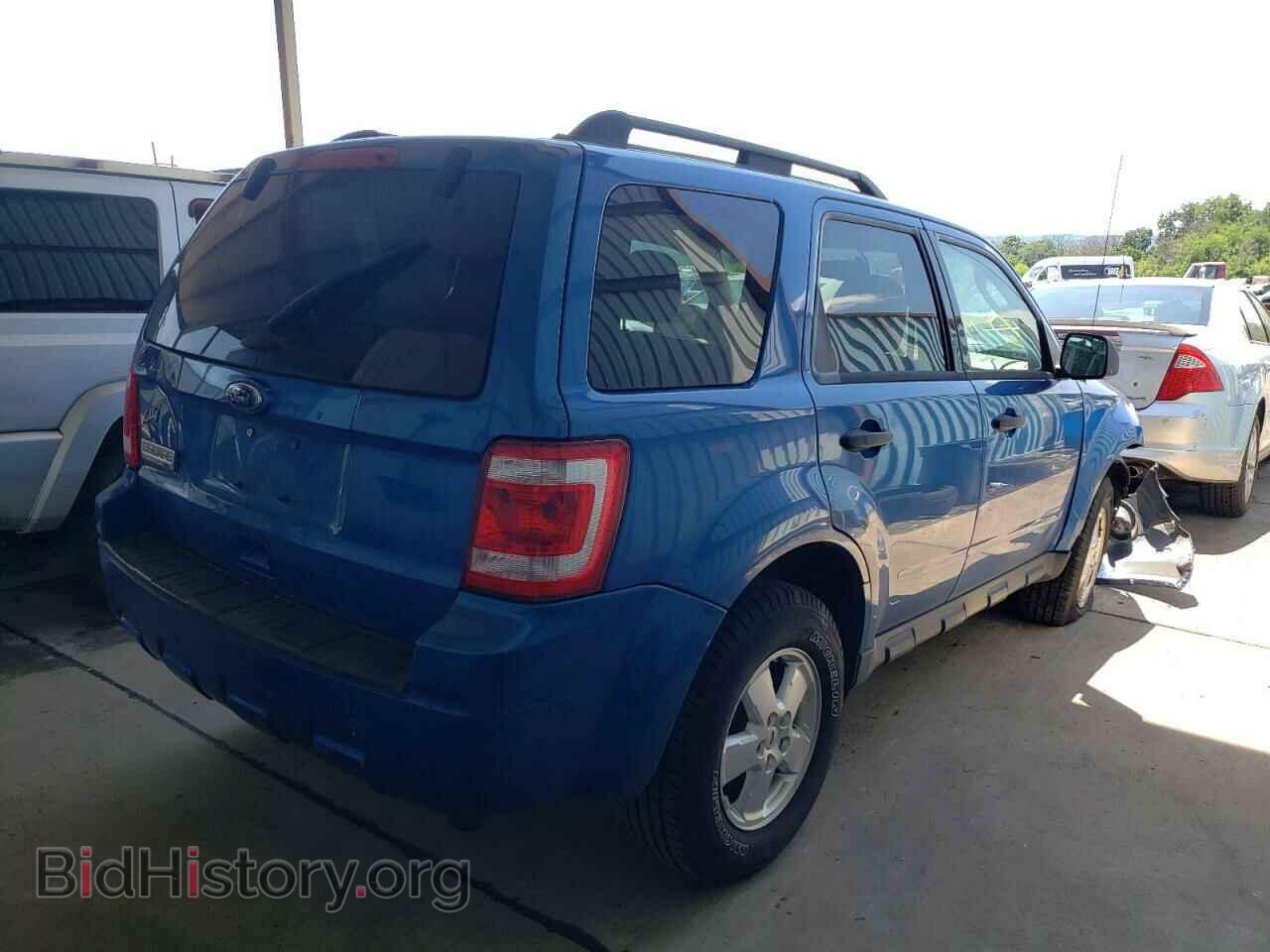 2011 FORD ESCAPE - VIN: 1FMCU9D74BKB61046 - Фото 4