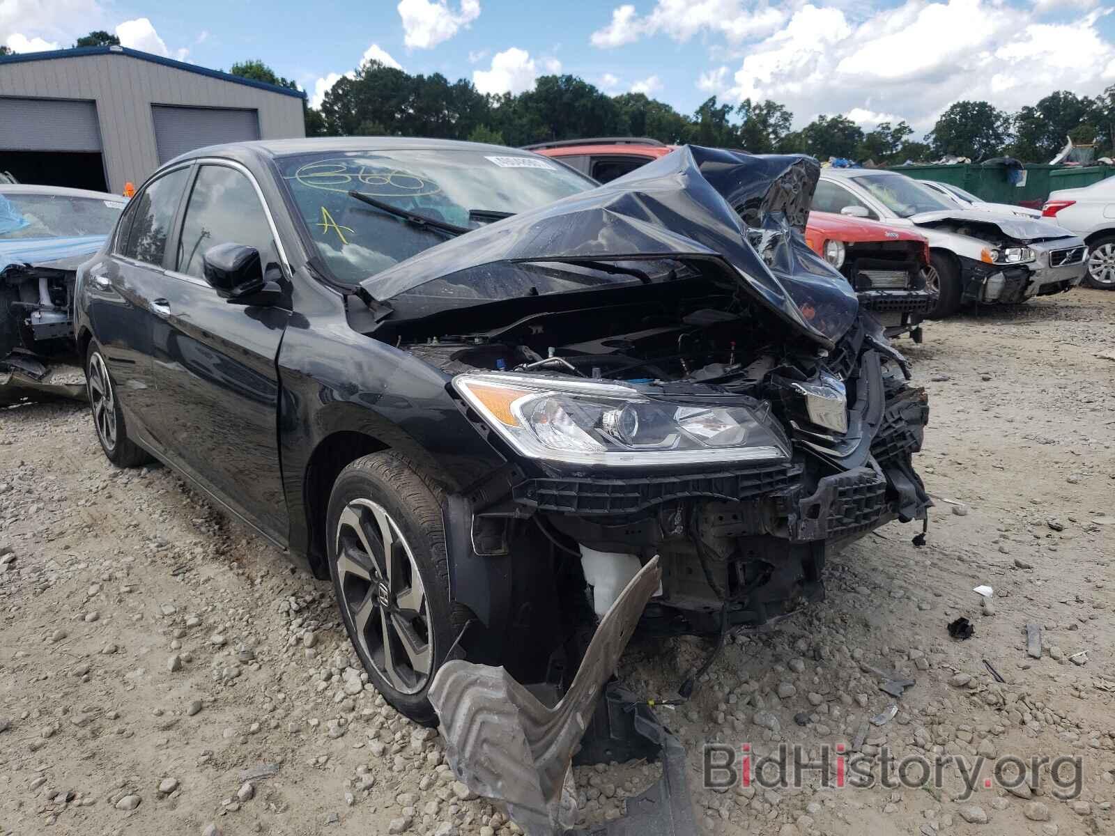 Photo 1HGCR2F76HA104891 - HONDA ACCORD 2017