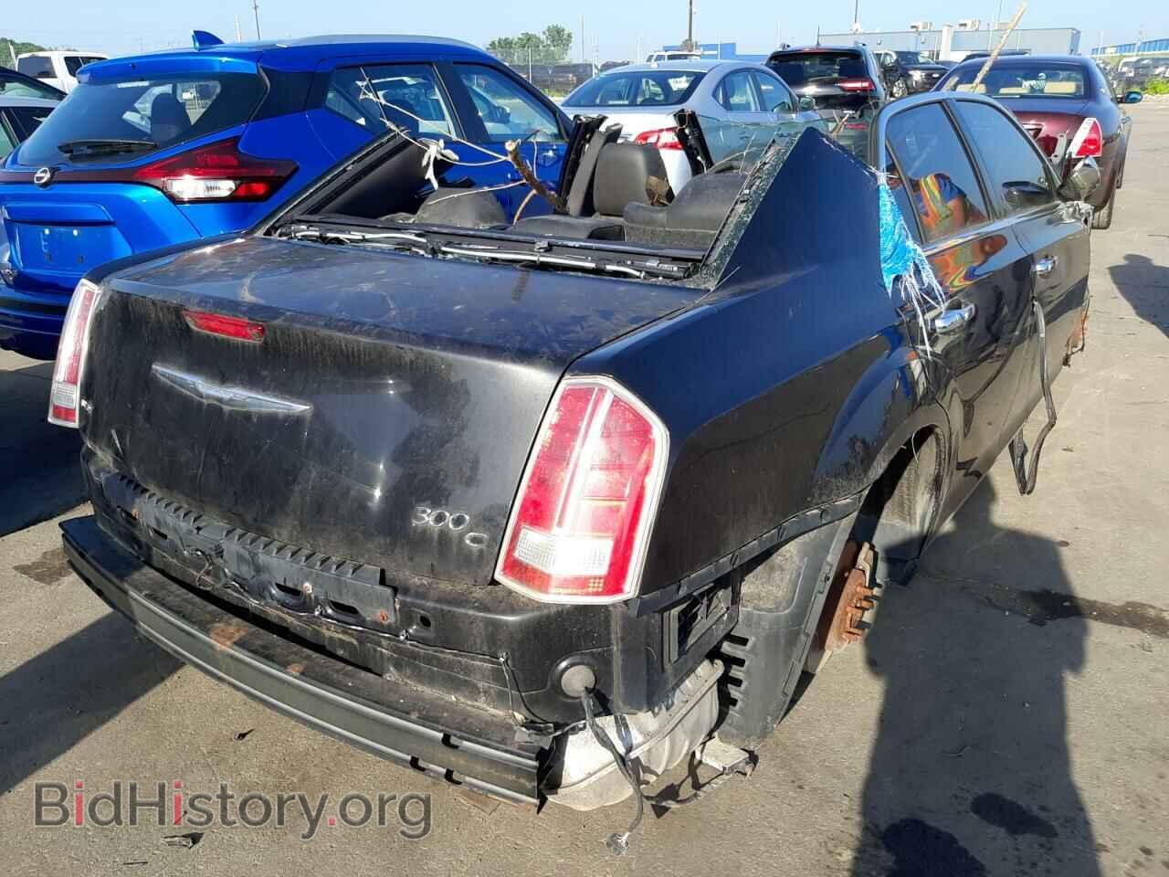 2011 CHRYSLER 300 - VIN: 2C3CK6CT4BH526473 - Фото 4