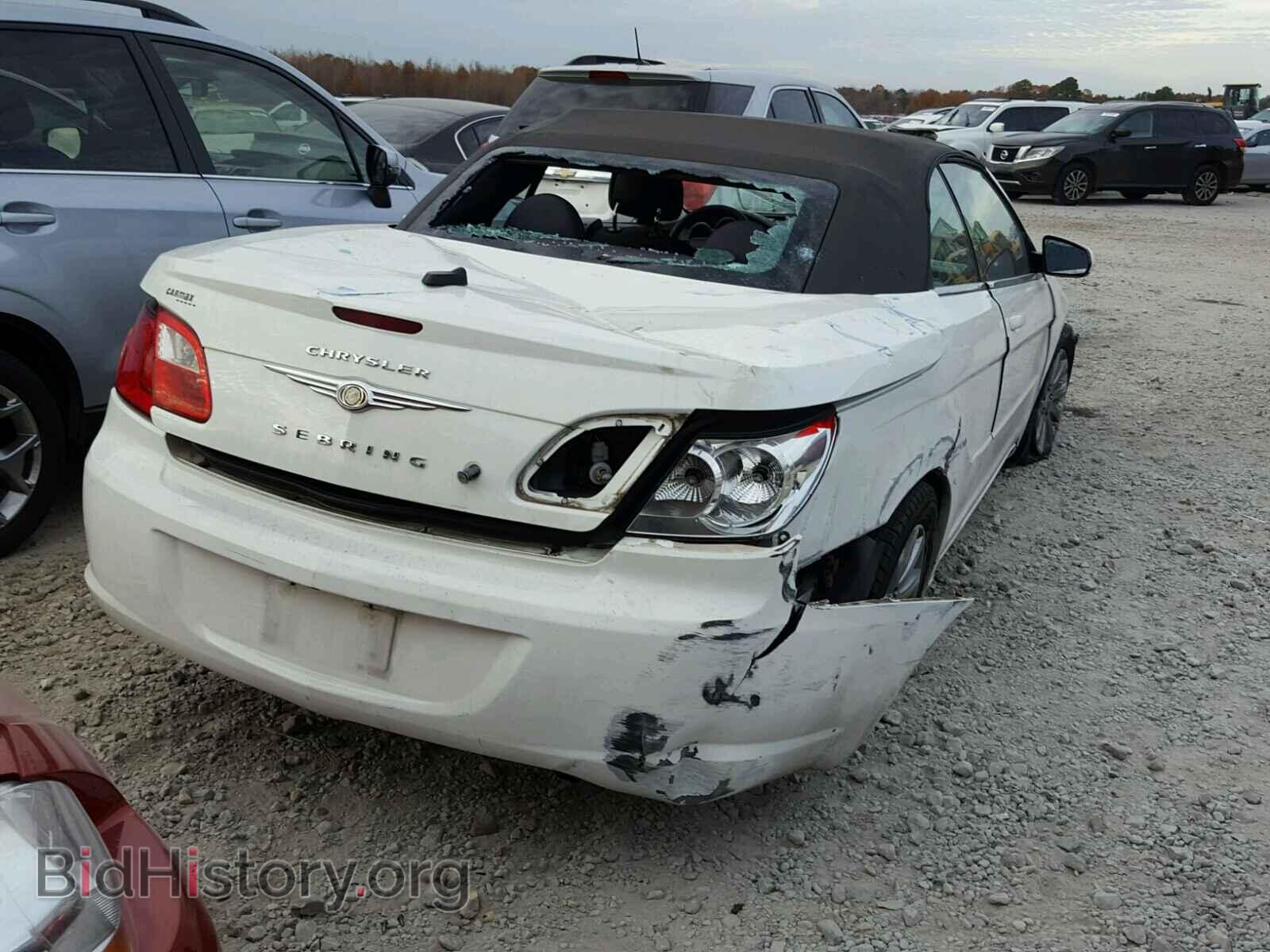 2010 CHRYSLER SEBRING - VIN: 1C3BC5ED1AN127924 - Фото 4