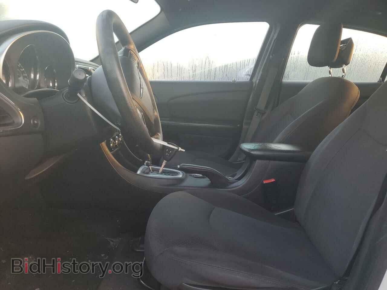 2014 CHRYSLER 200 - VIN: 1C3CCBAB4EN210101 - Фото 7