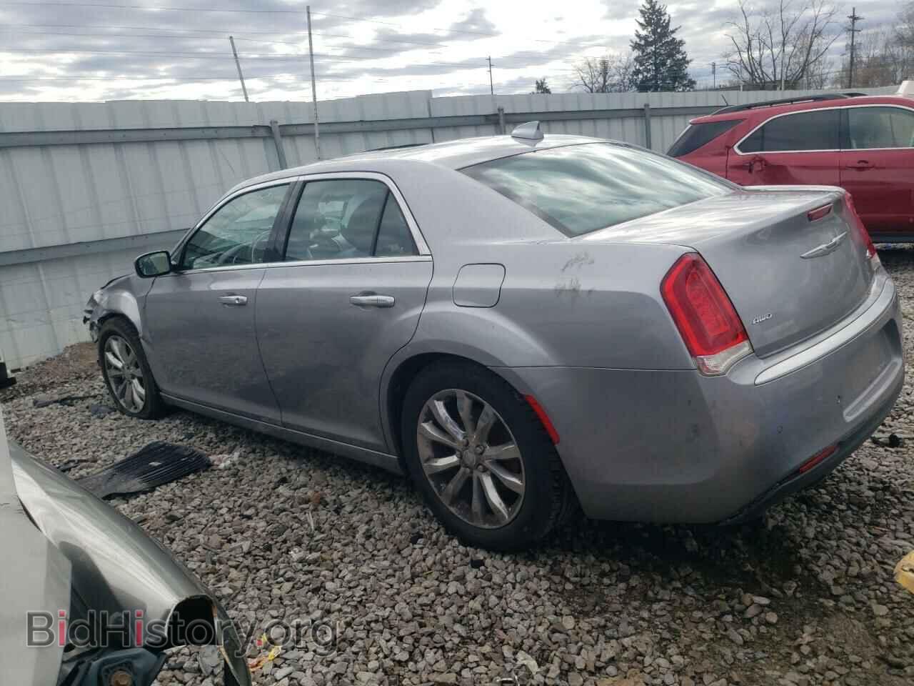 2015 CHRYSLER 300 - VIN: 2C3CCASG0FH860297 - Фото 2
