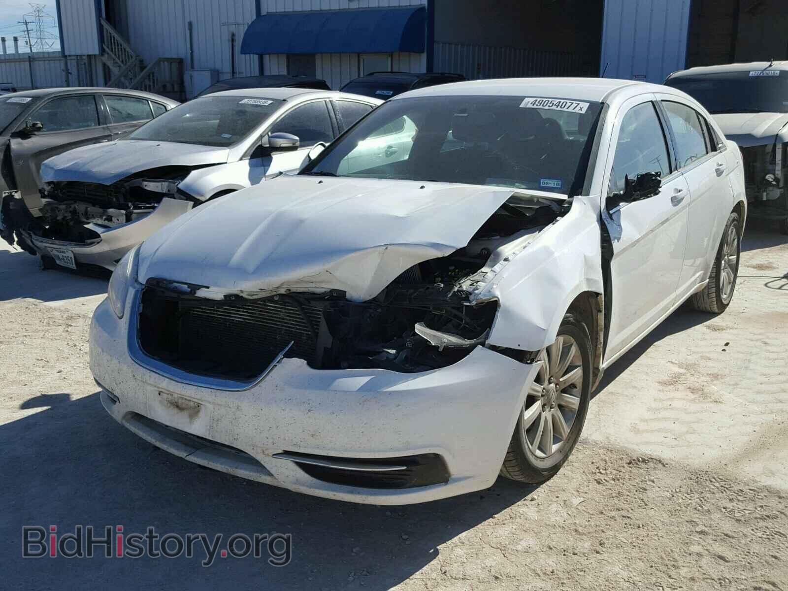 2012 CHRYSLER 200 - VIN: 1C3CCBBB3CN303185 - Фото 2