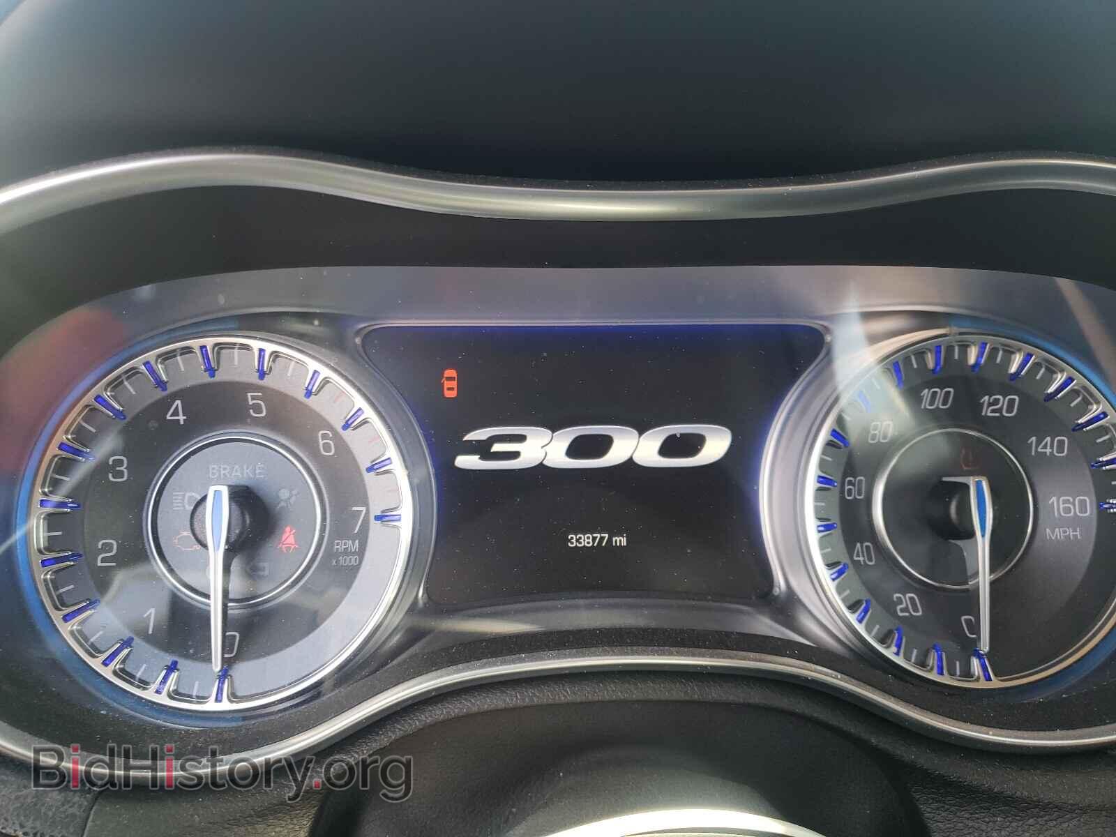 2016 CHRYSLER 300 - VIN: 2C3CCAET7GH167558 - Фото 8