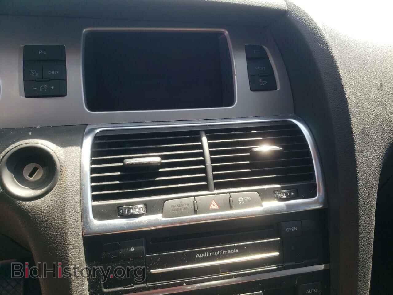 2013 AUDI Q7 - VIN: WA1LMAFE9DD010349 - Фото 9
