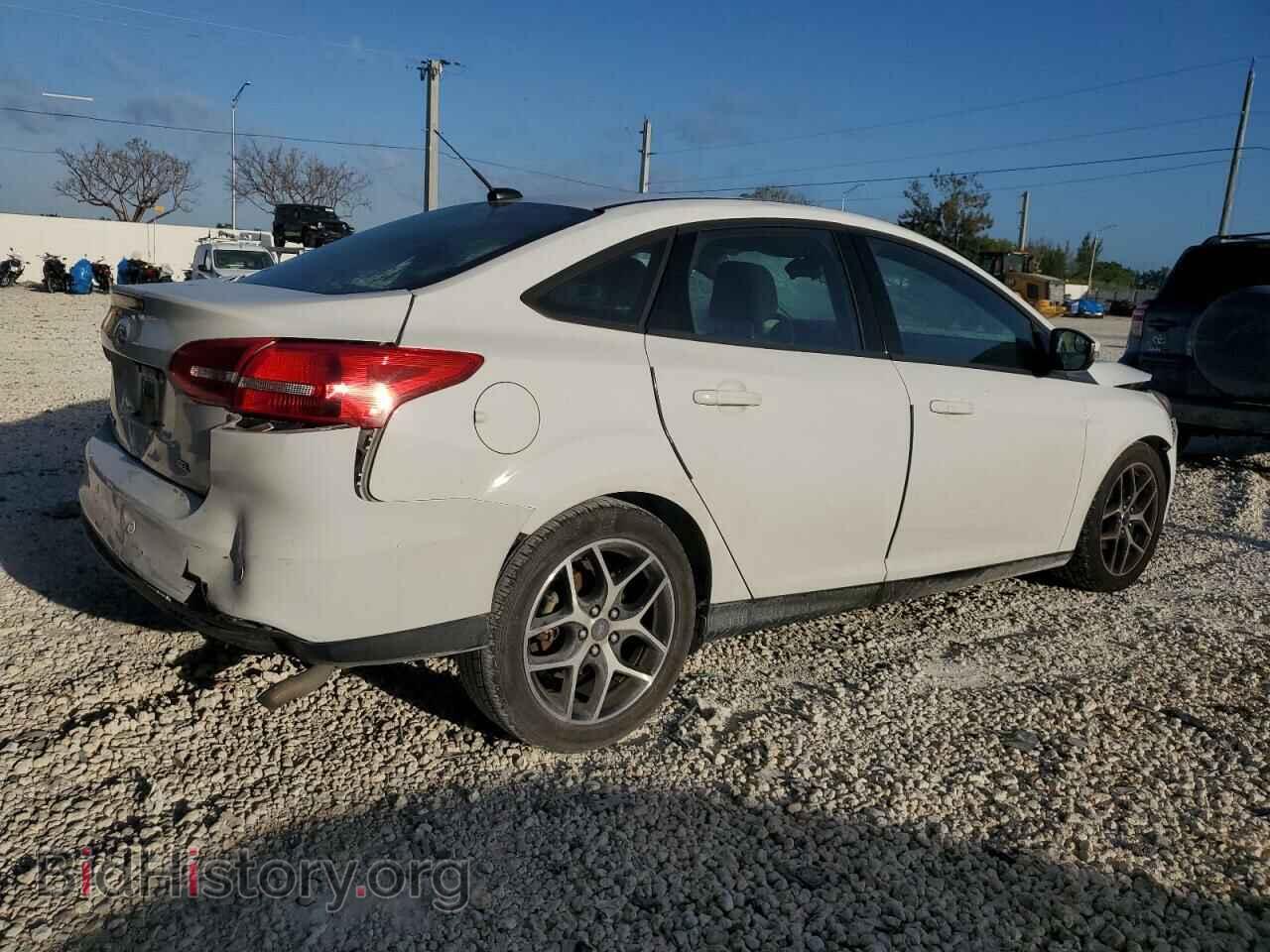2018 FORD FOCUS - VIN: 1FADP3H2XJL245575 - Фото 3
