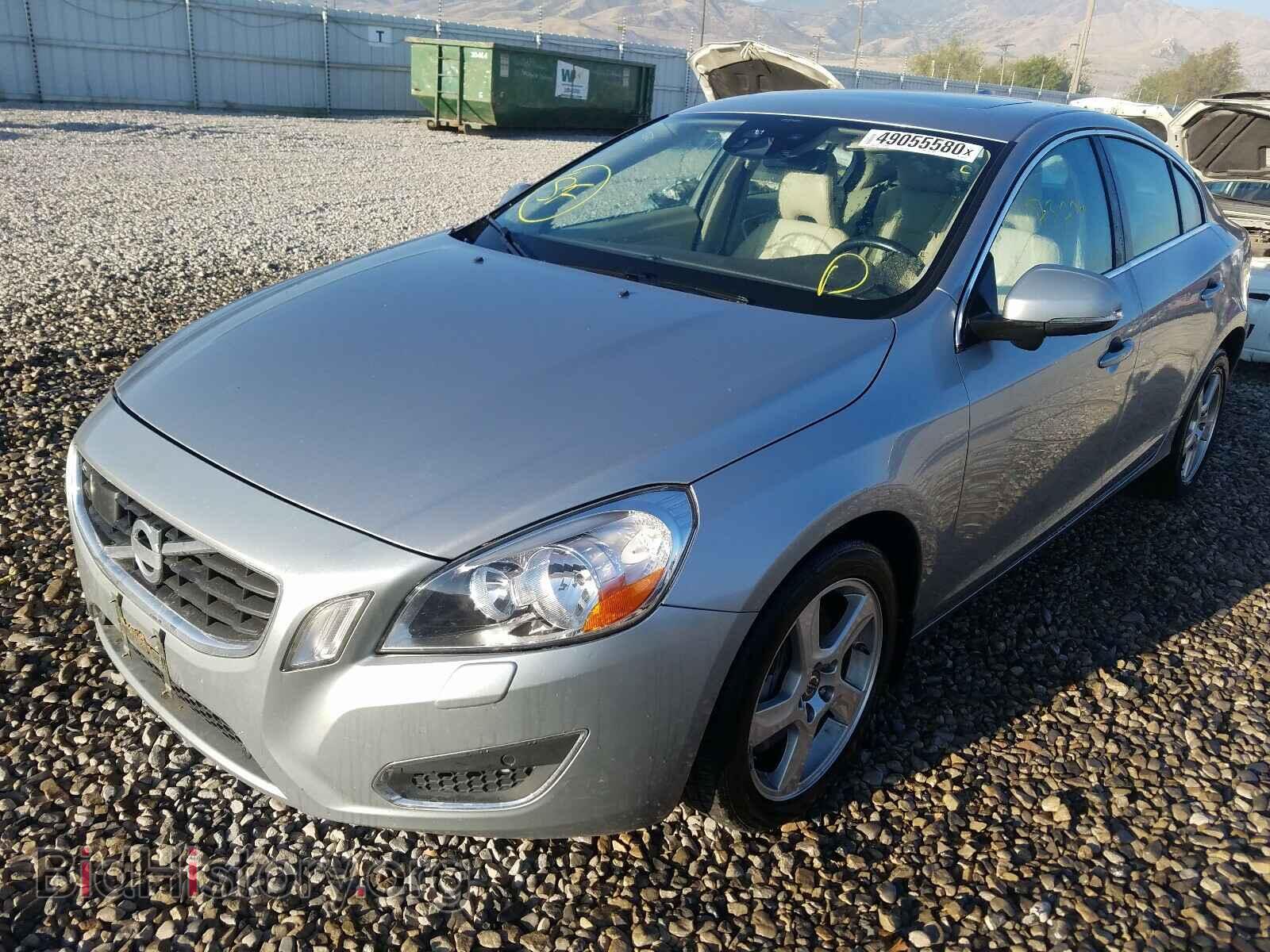 2012 VOLVO S60 - VIN: YV1622FSXC2096859 - Фото 2