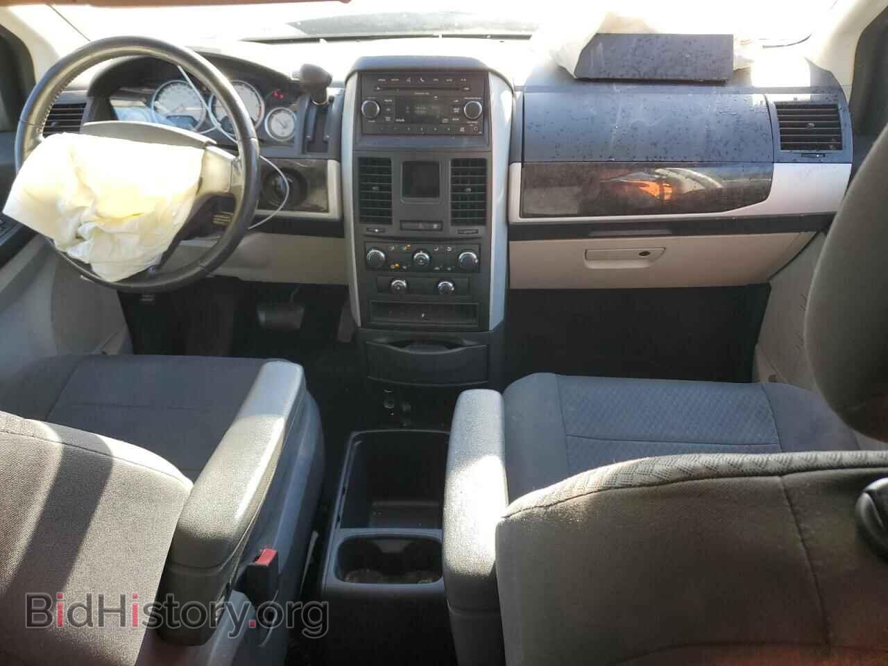 2010 DODGE CARAVAN - VIN: 2D4RN5D1XAR445218 - Фото 8