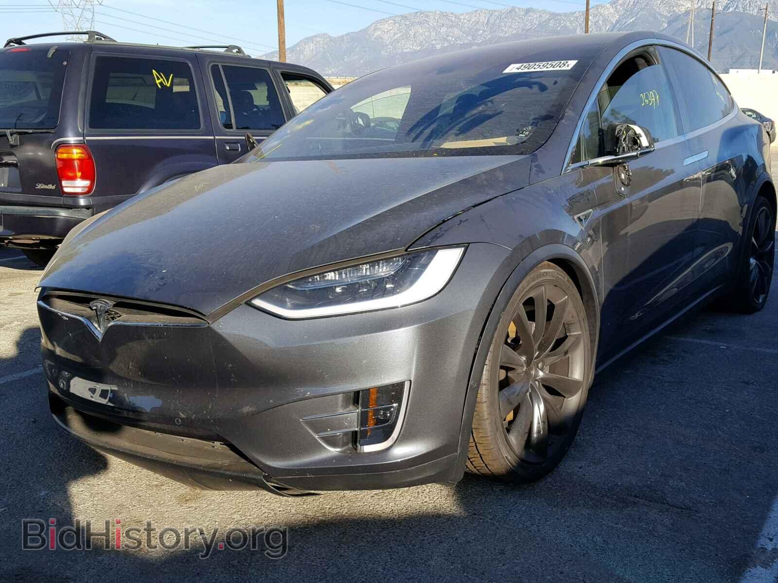 2016 TESLA MODEL X - VIN: 5YJXCBE20GF016982 - Фото 2