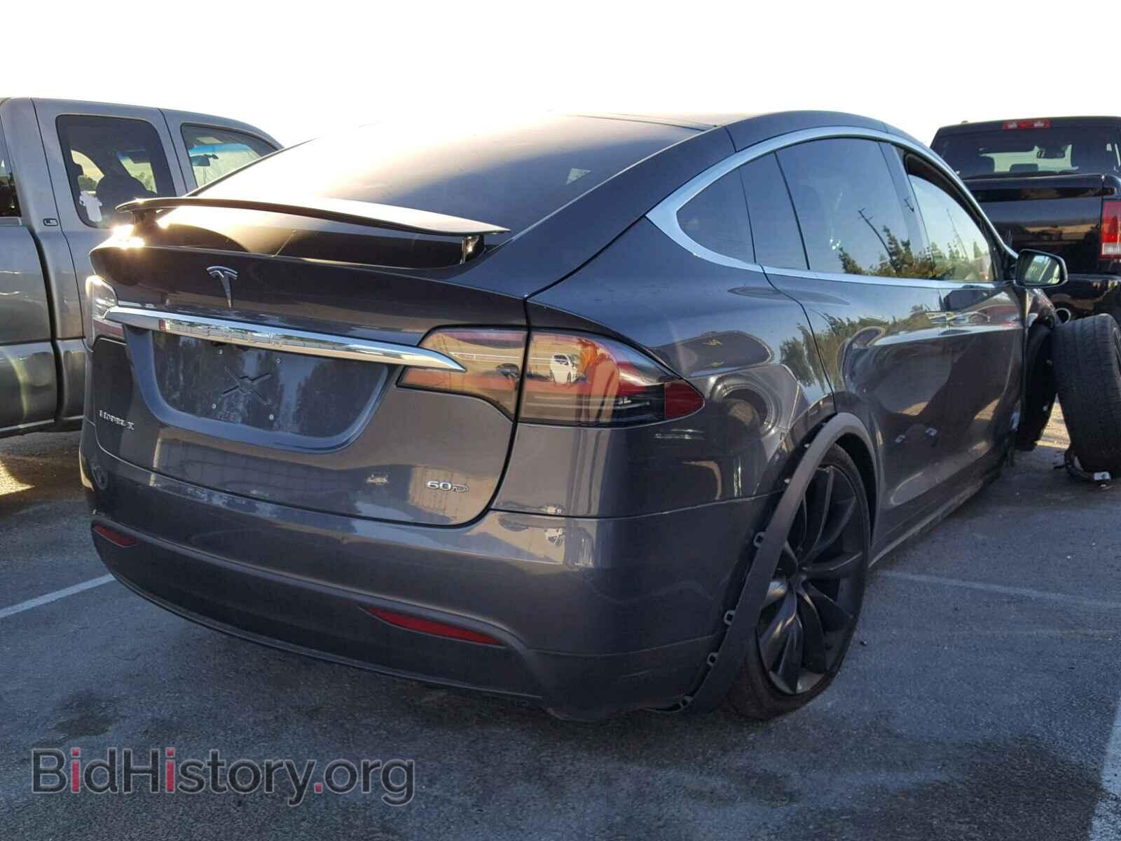 2016 TESLA MODEL X - VIN: 5YJXCBE20GF016982 - Фото 4