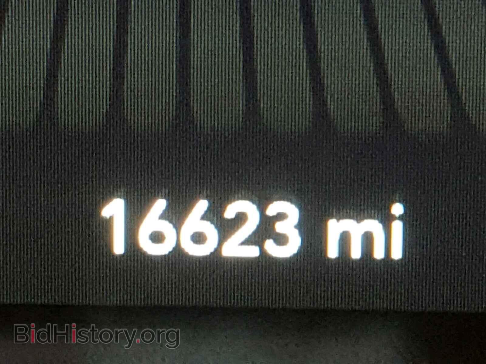 2016 DODGE CHALLENGER - VIN: 2C3CDZAG1GH290289 - Фото 8
