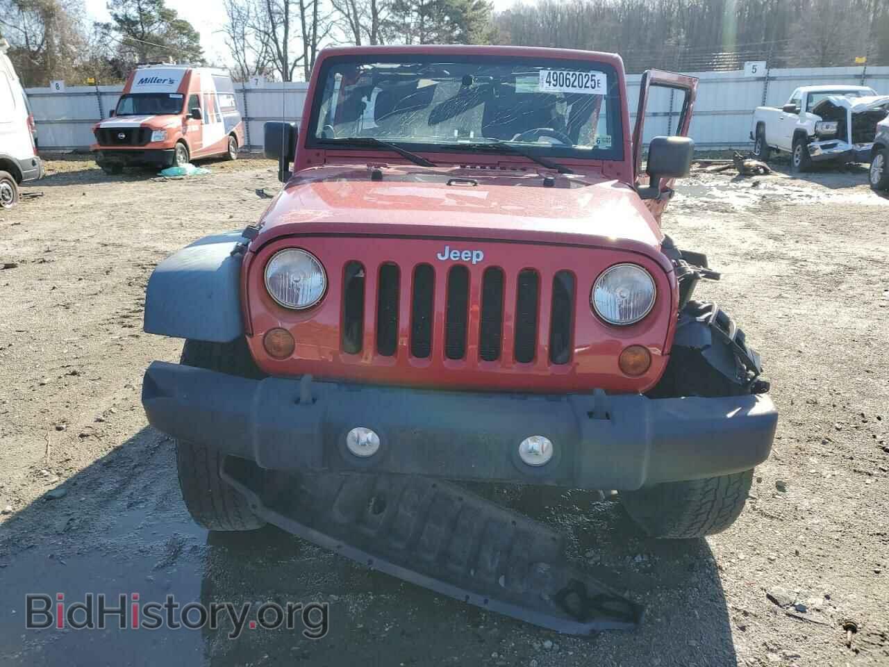 2011 JEEP All Models - VIN: 1J4BA3H1XBL526801 - Фото 5