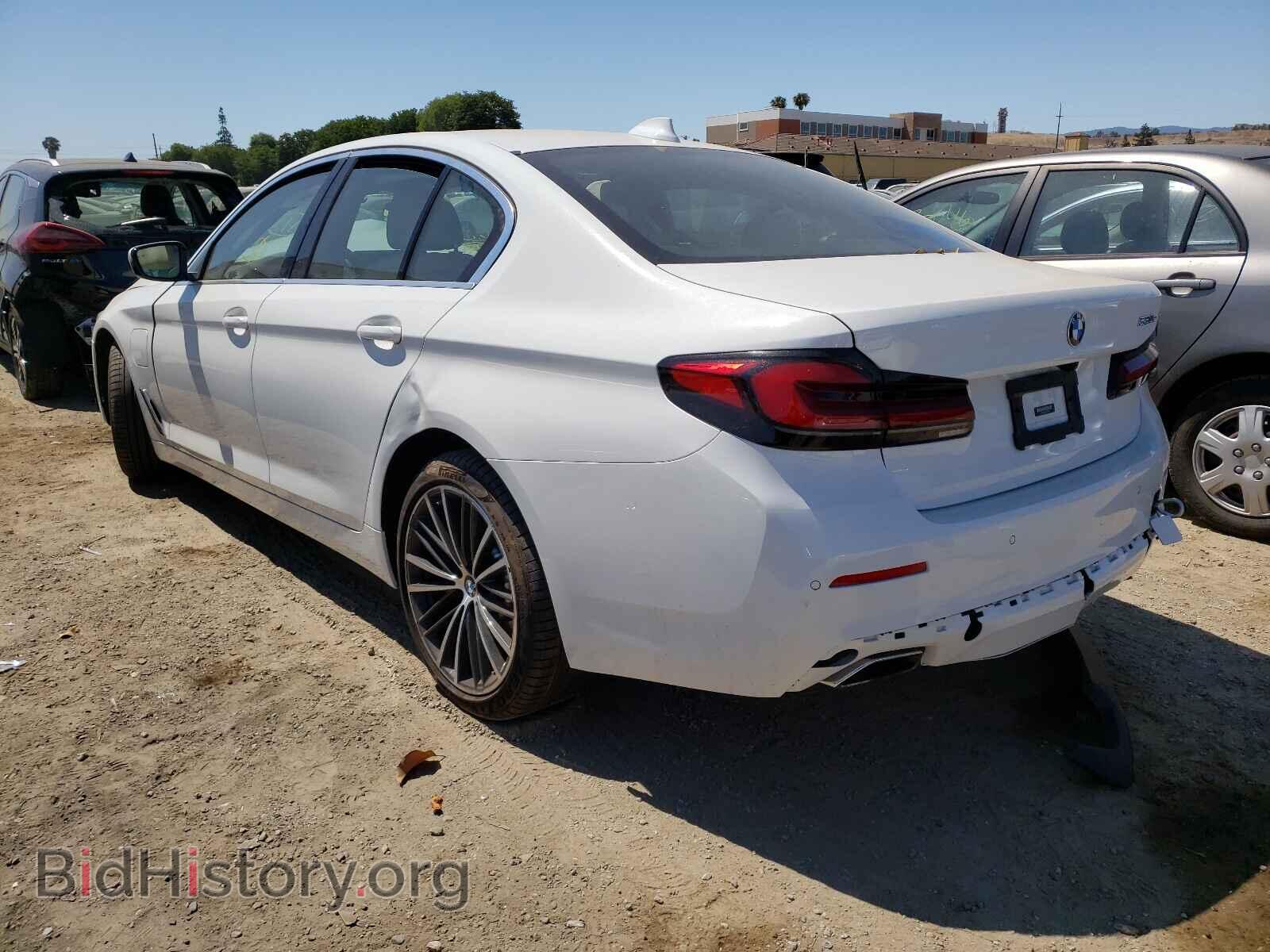 2021 BMW 5 SERIES - VIN: WBA13AG05MCF38334 - Фото 3
