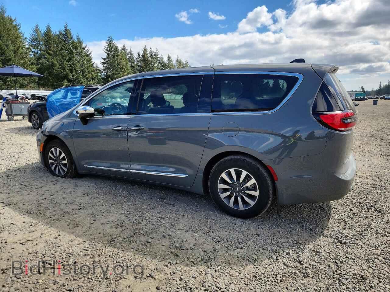 2023 CHRYSLER PACIFICA - VIN: 2C4RC1S73PR543146 - Фото 2