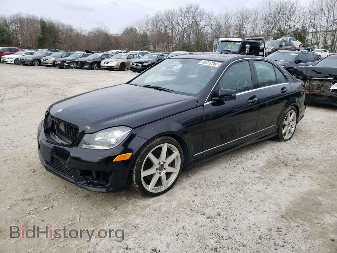 Photo WDDGF8AB2EA960357 - MERCEDES-BENZ C-CLASS 2014