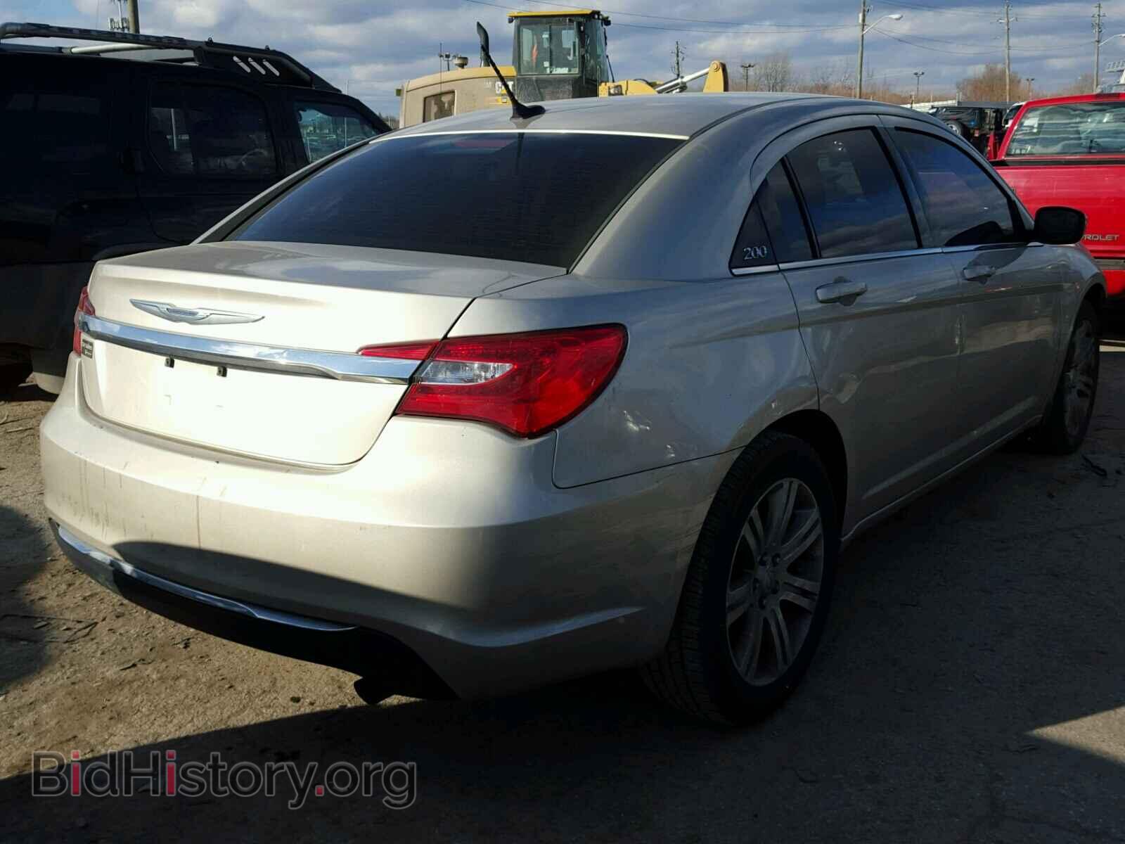 2013 CHRYSLER 200 - VIN: 1C3CCBAB8DN698015 - Фото 4