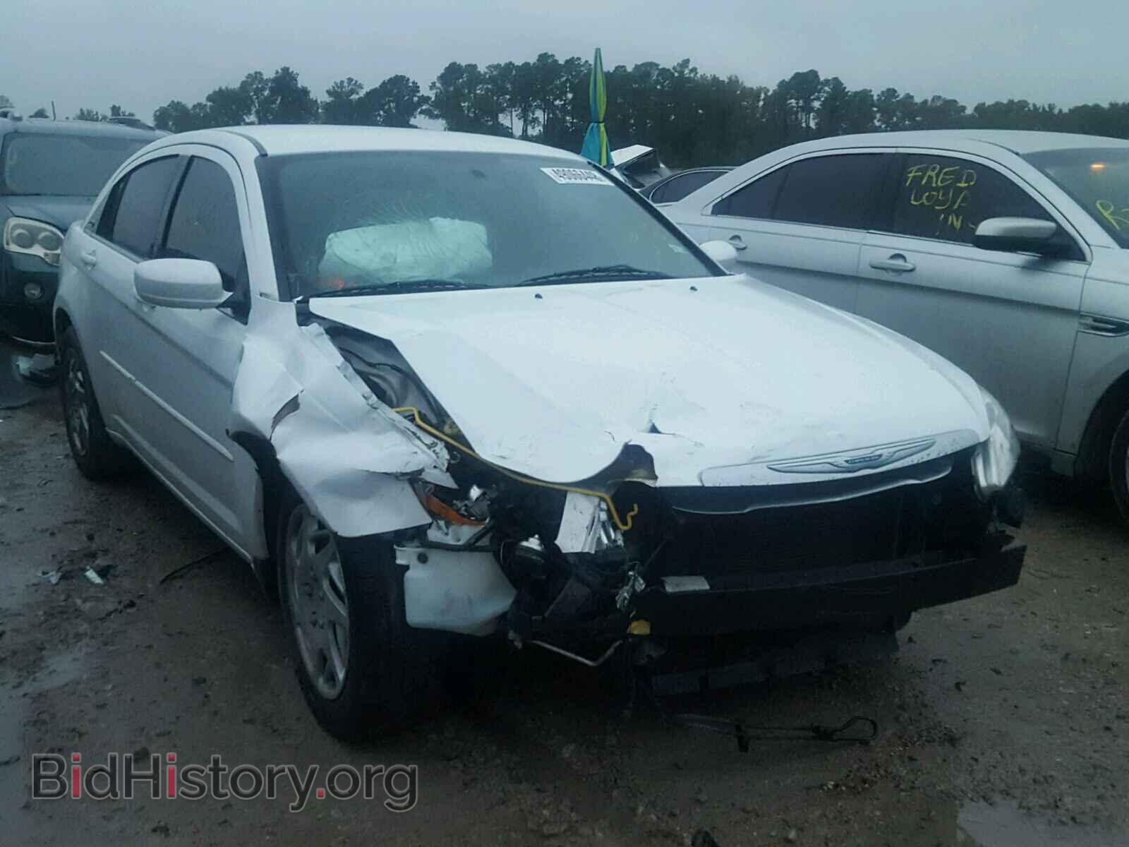 Photo 1C3BC4FB7BN550533 - CHRYSLER 200 2011