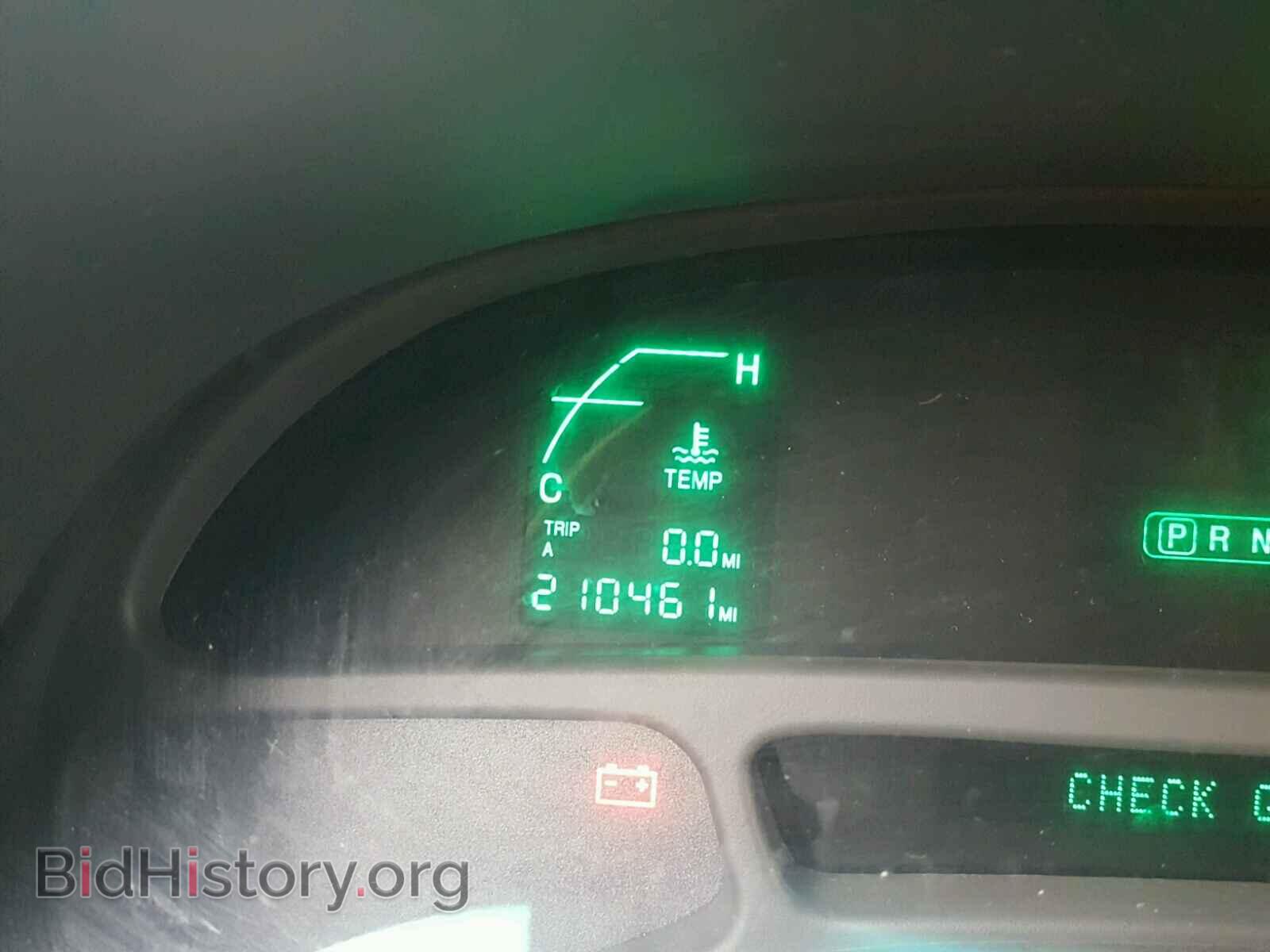 2002 CADILLAC DEVILLE - VIN: 1G6KD54Y22U104305 - Photo 8