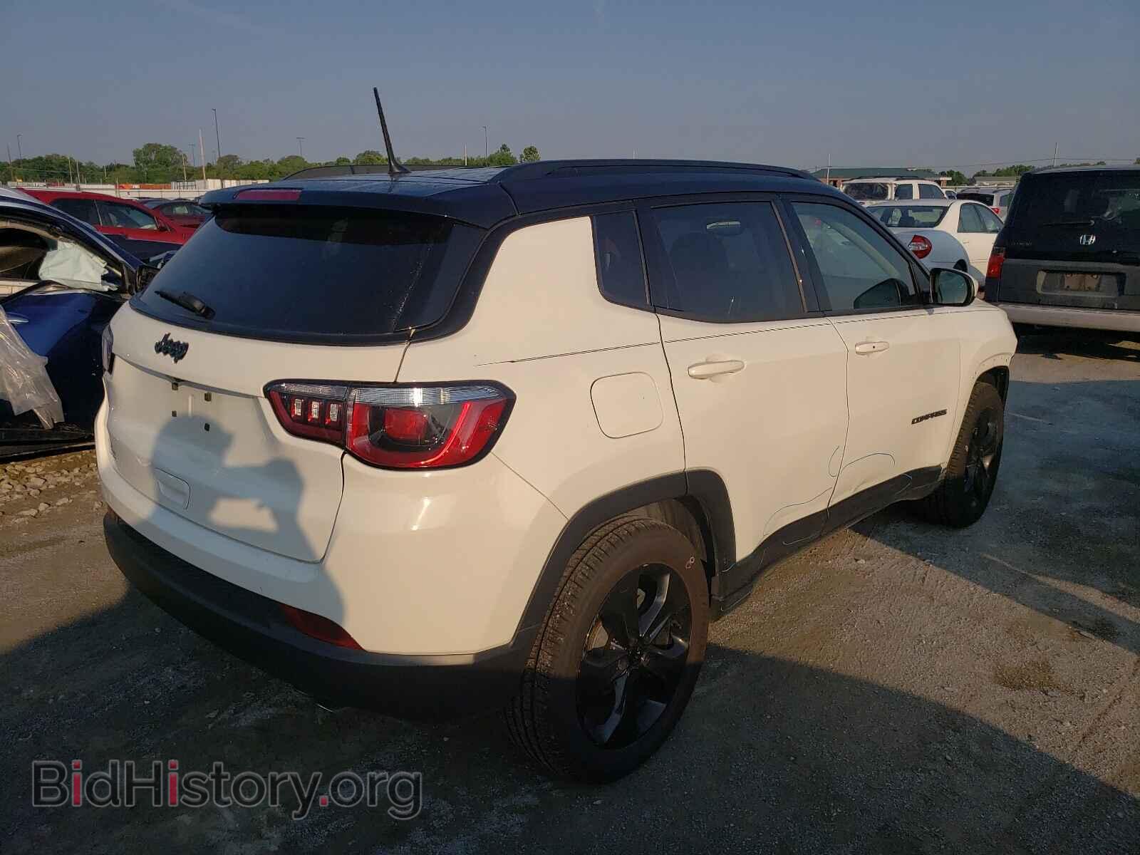 2018 JEEP COMPASS - VIN: 3C4NJCBB0JT408358 - Фото 4