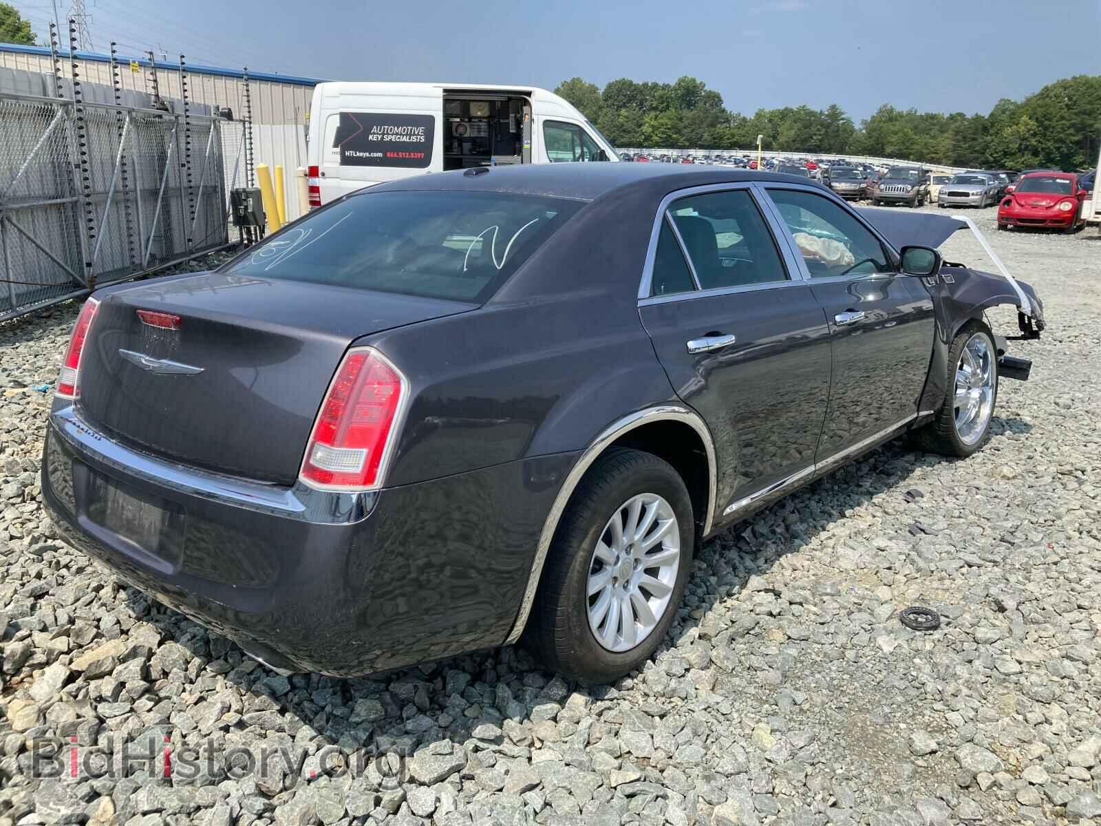 2014 CHRYSLER 300 - VIN: 2C3CCAAG3EH125880 - Фото 4