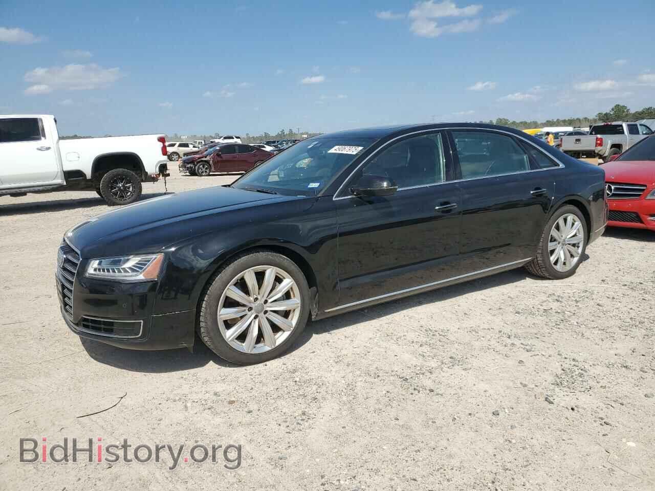 Photo WAU3RAFD9GN004562 - AUDI A8 2016