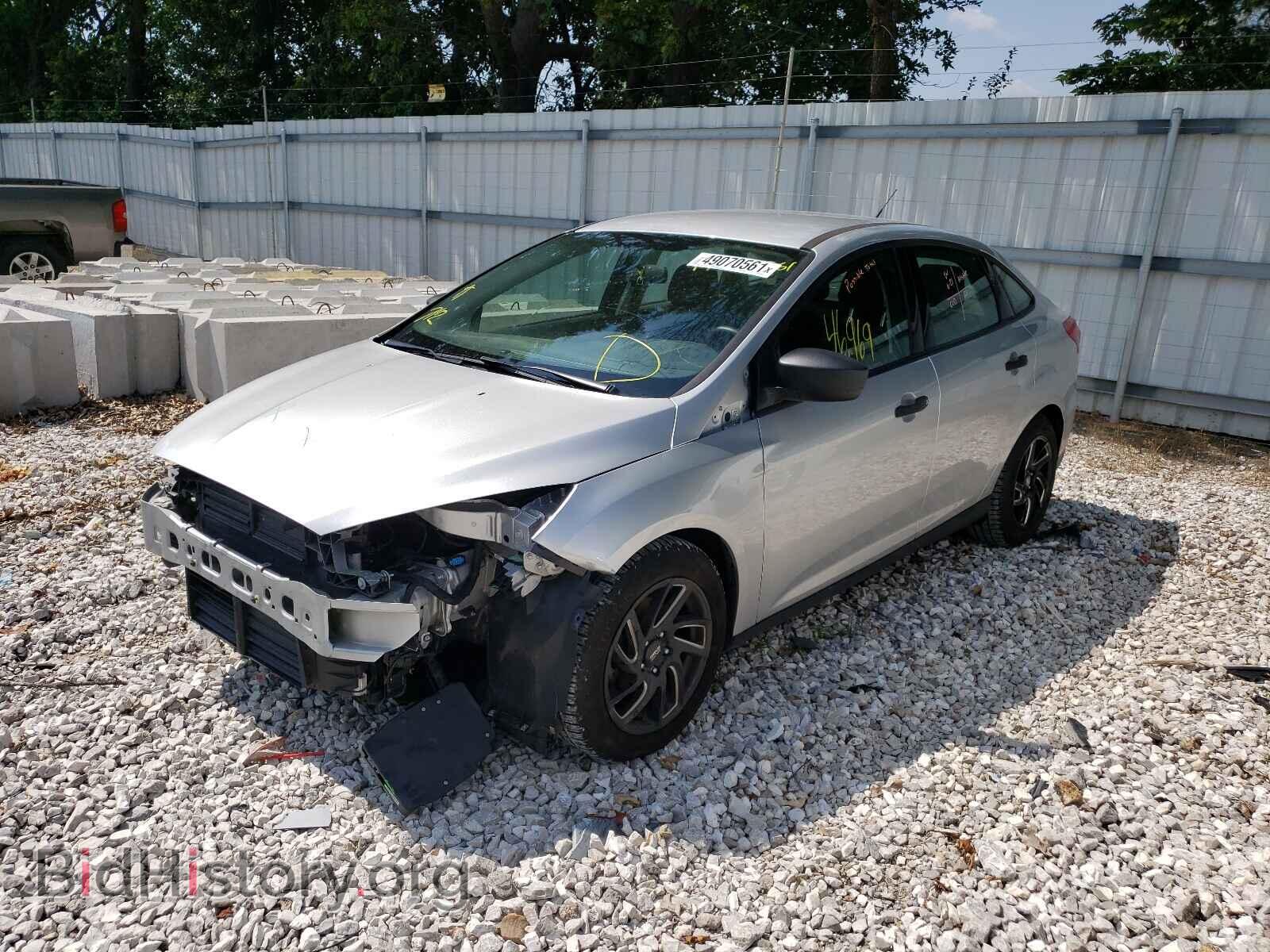 2018 FORD FOCUS - VIN: 1FADP3E27JL303310 - Фото 2