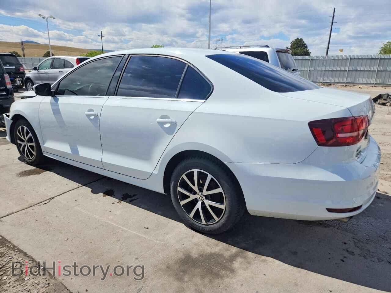 2017 VOLKSWAGEN JETTA - VIN: 3VW2B7AJ2HM274034 - Фото 2