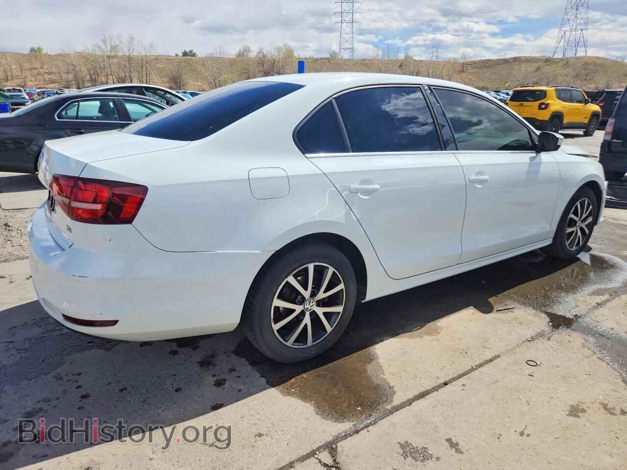 2017 VOLKSWAGEN JETTA - VIN: 3VW2B7AJ2HM274034 - Фото 3
