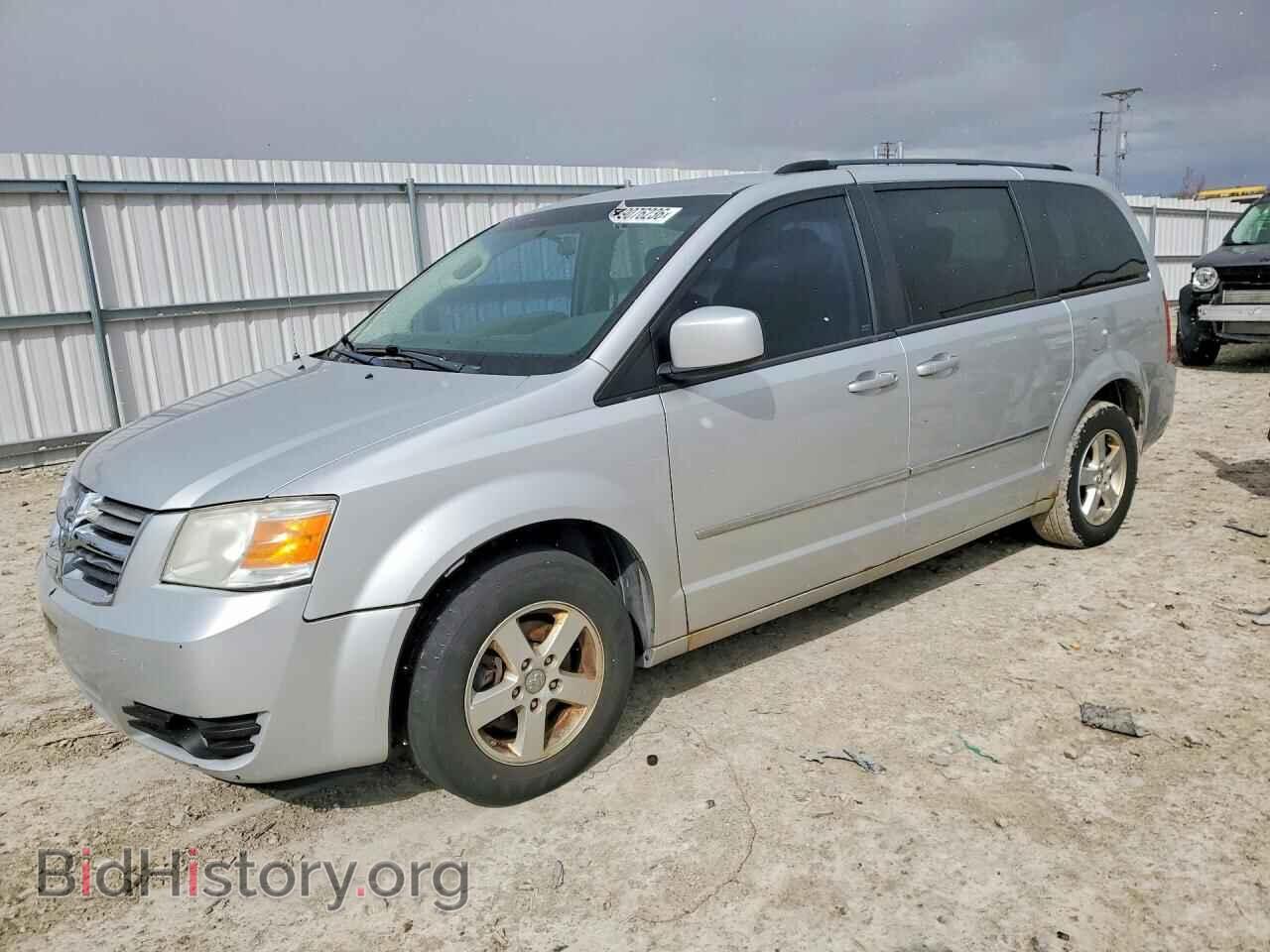 Photo 2D4RN5D1XAR268704 - DODGE CARAVAN 2010